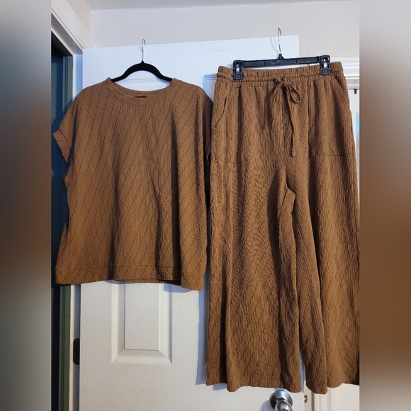 Knit Loungewear Set - Picture 2 of 6